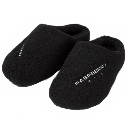 GV Gallery Raspberry Hills Stacy From The Woods Slides